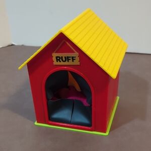 Learning Resources Ruffs House Teaching Tactile Sensory Play Set Doghouse Bones